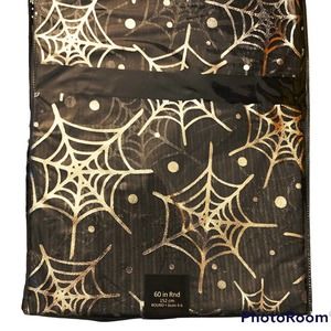 Halloween Mint & Ivy Spooky Spiderweb Spider Webs Metallic  52 X 70 Tablecloth